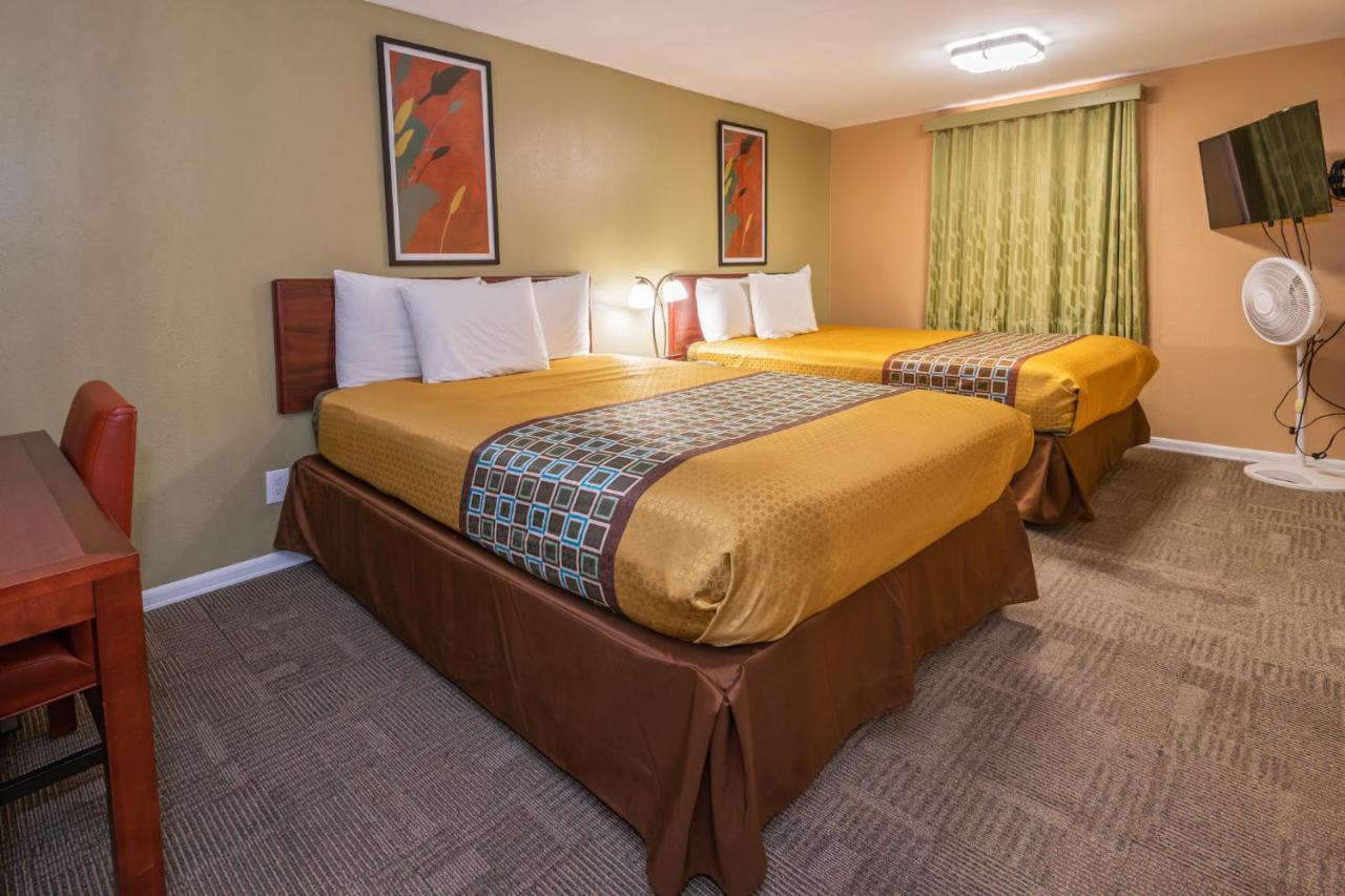 Far West Motel Форкс Екстериор снимка